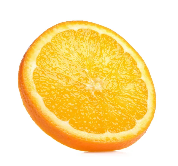 Mitad de naranja aislada sobre el fondo blanco — Foto de Stock