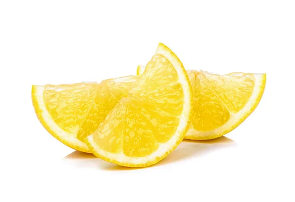 Snijd van citroen geïsoleerd op witte achtergrond — Stockfoto