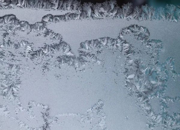 Морозный узор на стекле — стоковое фото