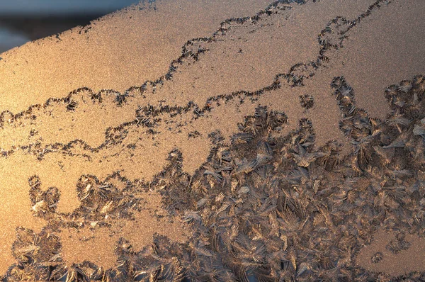 Padrão gelado em vidro — Fotografia de Stock