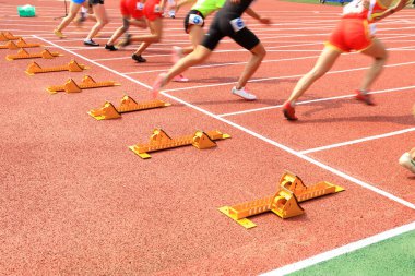 Hızlı başlangıç. Spor oyunları.