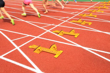 Hızlı başlangıç. Spor oyunları.