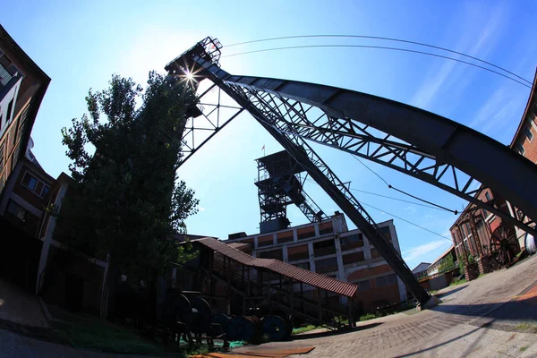 La planta y el equipo de una mina de carbón —  Fotos de Stock