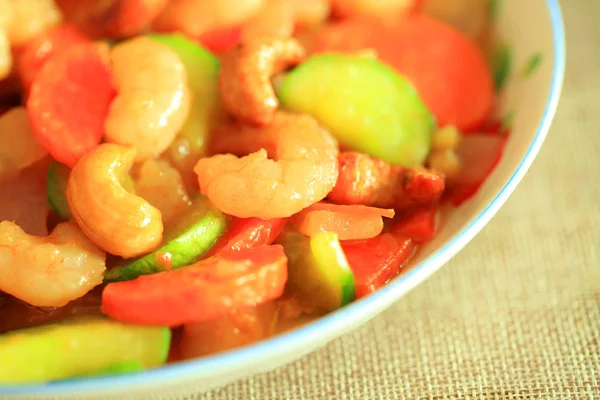 Cashew nuts Fried with shrimp — Stock Photo, Image