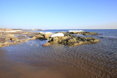 Deniz manzarası kışın.