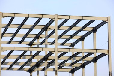 çelik yapı yapım aşamasında