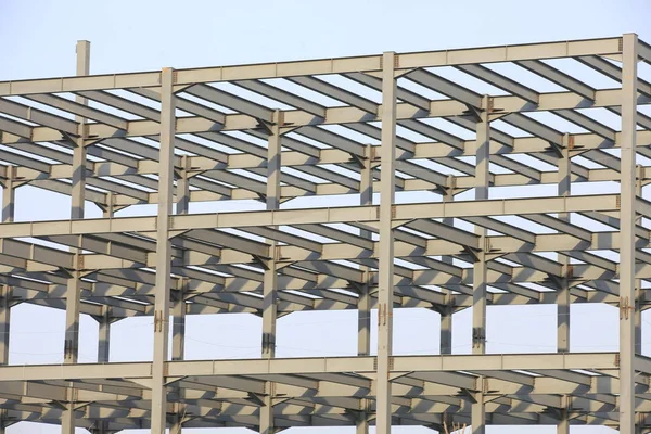 Çelik yapı yapım aşamasında — Stok fotoğraf