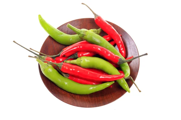 Pimentas vermelhas e pimentas verdes — Fotografia de Stock