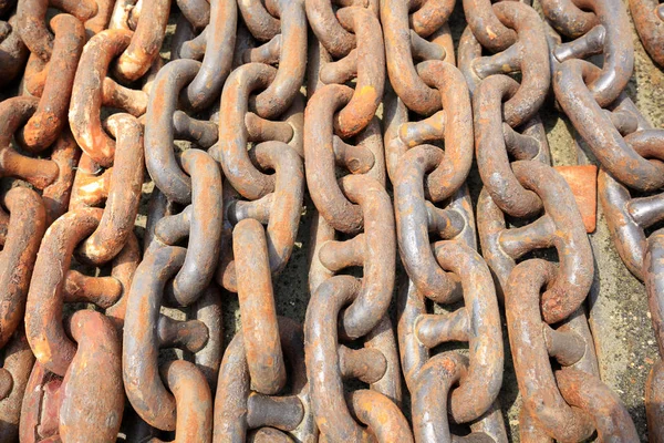 Old rusty steel chain — Stock Photo, Image