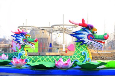ejderha Çin fener festivalinde