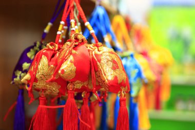 Geleneksel Çin kolyesi