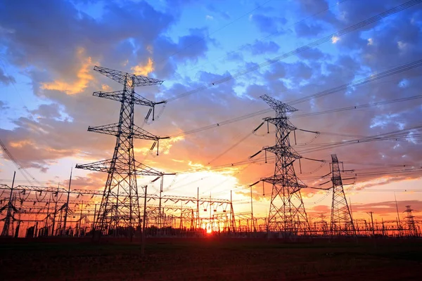 The pylon in the evening — Stockfoto