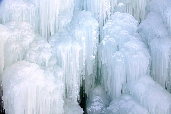 Isen vattenfall — Stockfoto