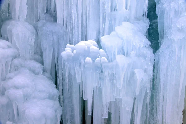 Ледяной водопад — стоковое фото