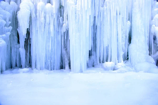 Ледяной водопад — стоковое фото