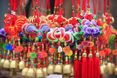 Çince kılavuz kolye