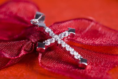 Gümüş Takıbolsa de oro con regalos