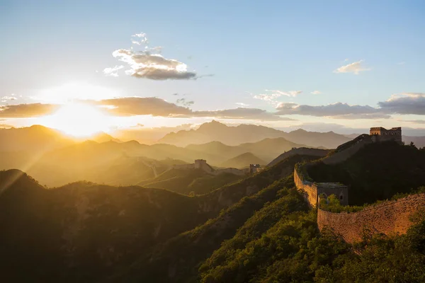 La Gran Muralla la puesta del sol — Foto de Stock