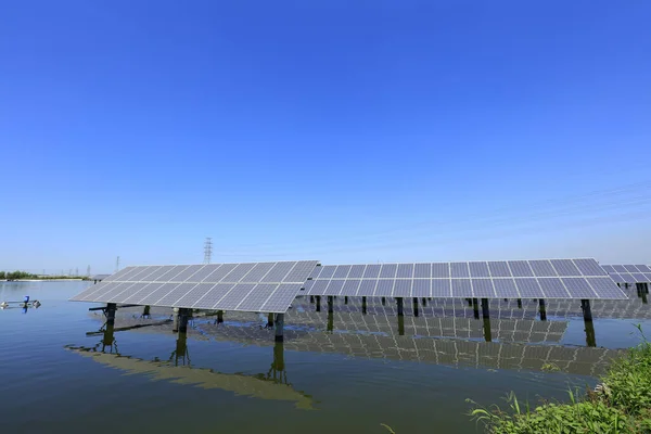 Panele Fotowoltaiczne Słoneczne Systemy Wytwarzania Energii Fotowoltaicznej — Zdjęcie stockowe