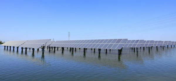 Panele Fotowoltaiczne Słoneczne Systemy Wytwarzania Energii Fotowoltaicznej — Zdjęcie stockowe