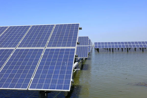 Fotovoltaïsche Panelen Fotovoltaïsche Systemen Voor Opwekking Van Zonne Energie — Stockfoto