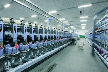 Dönen değirmenin atölyesi ve ekipmanı