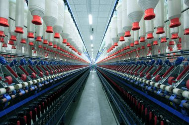 Dönen değirmenin atölyesi ve ekipmanı