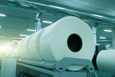 Dönen değirmenin atölyesi ve ekipmanı