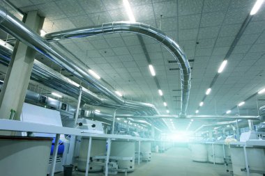 Dönen değirmenin atölyesi ve ekipmanı