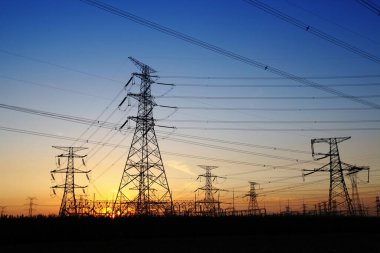 Sütun direğinin çizildiği gece, çok güzel.