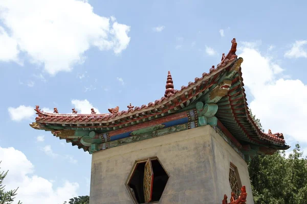 Antik Çin Mimarisinin Çatısı Yakın Plan — Stok fotoğraf