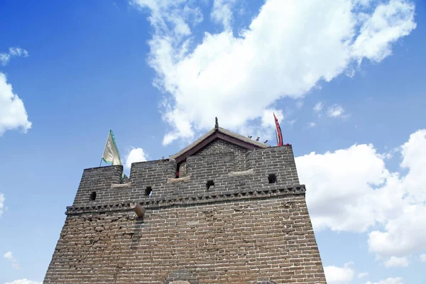 The Great Wall of China, under the blue sky white clouds, very beautiful