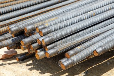 Demir, çelik inşaat alanında.