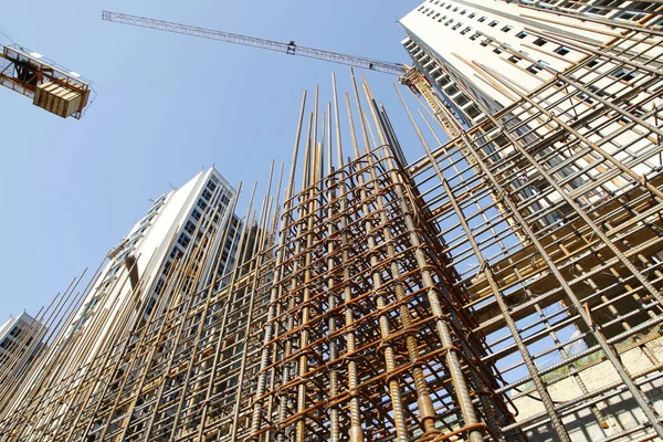 Stahlgitter Auf Der Baustelle — Stockfoto