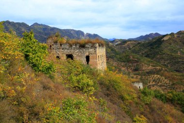 Sonbaharda, Çin Seddi.