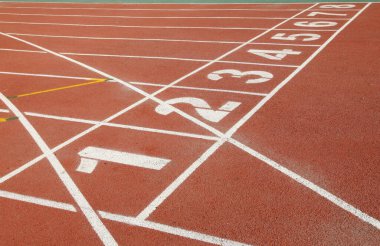 Oyun alanı bir pist.