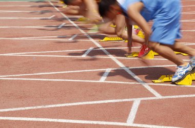 Sporcuların yarışı kısa sürdü.