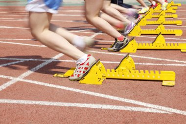 Sporcuların yarışı kısa sürdü.