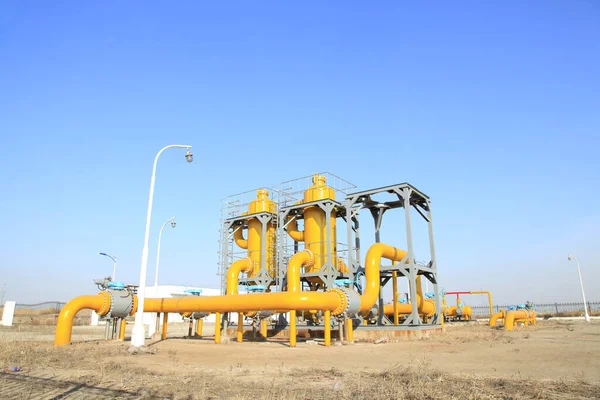 Wyposażenie Pola Naftowego Rurociąg — Zdjęcie stockowe