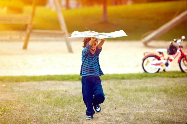 Boy Playing Kite Park Running Grass Little Boy Running Kite — Stock Photo, Image