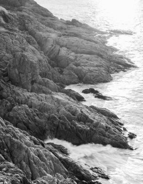 Phuket, Tayland kıyısı. Siyah ve beyaz.