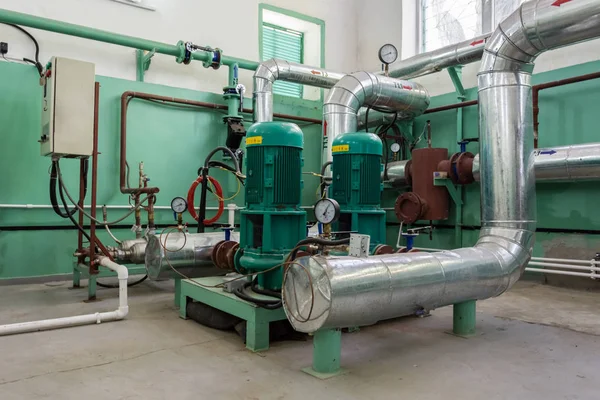 供热系统 给水泵送设备 — 图库照片