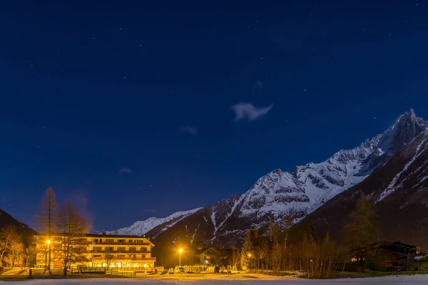 Moonlit night in Chamonix — Stock Photo, Image