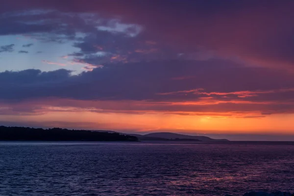 Dusk Hvar adası