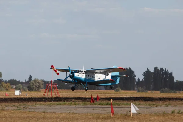 Vecchio velivolo AN-2 — Foto Stock