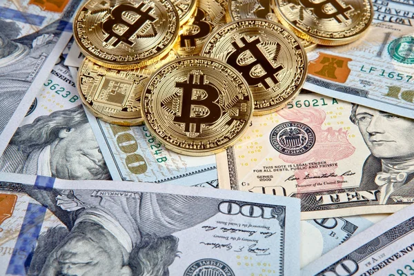 Dolarlı Bitcoin paraları