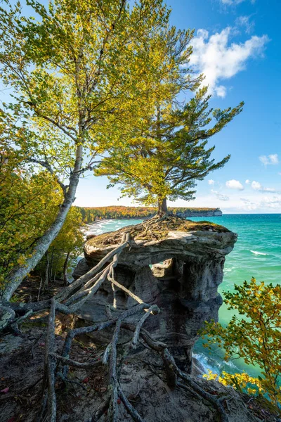 Chapel Rock ve Superior Gölü - üst Yarımadası, Michigan, ABD