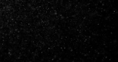 Gerçekçi yansımalar siyah bir zemin üzerine yıldırım