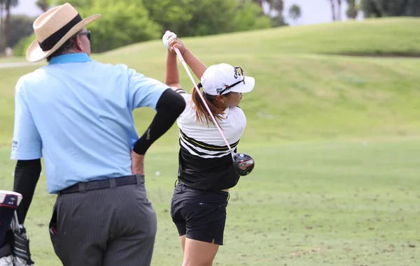 David Leadbetter y Lydia Ko en el torneo de golf de inspiración ANA 2015 — Foto de Stock