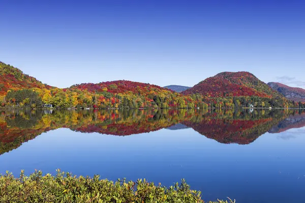 Lac-Superieur, Mont-tremblant, Quebec, Kanada — Zdjęcie stockowe